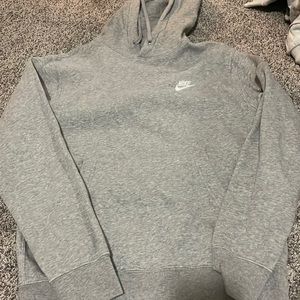 Gray nike sweatshirt